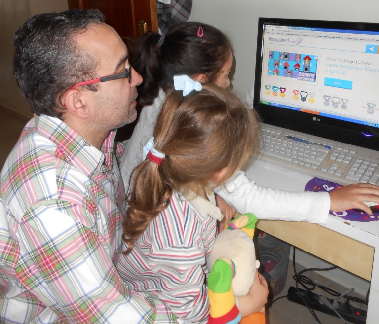 Matemáticas, leer y escribir bien hacen a un niño excelente.