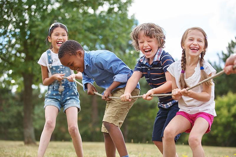 niños felices